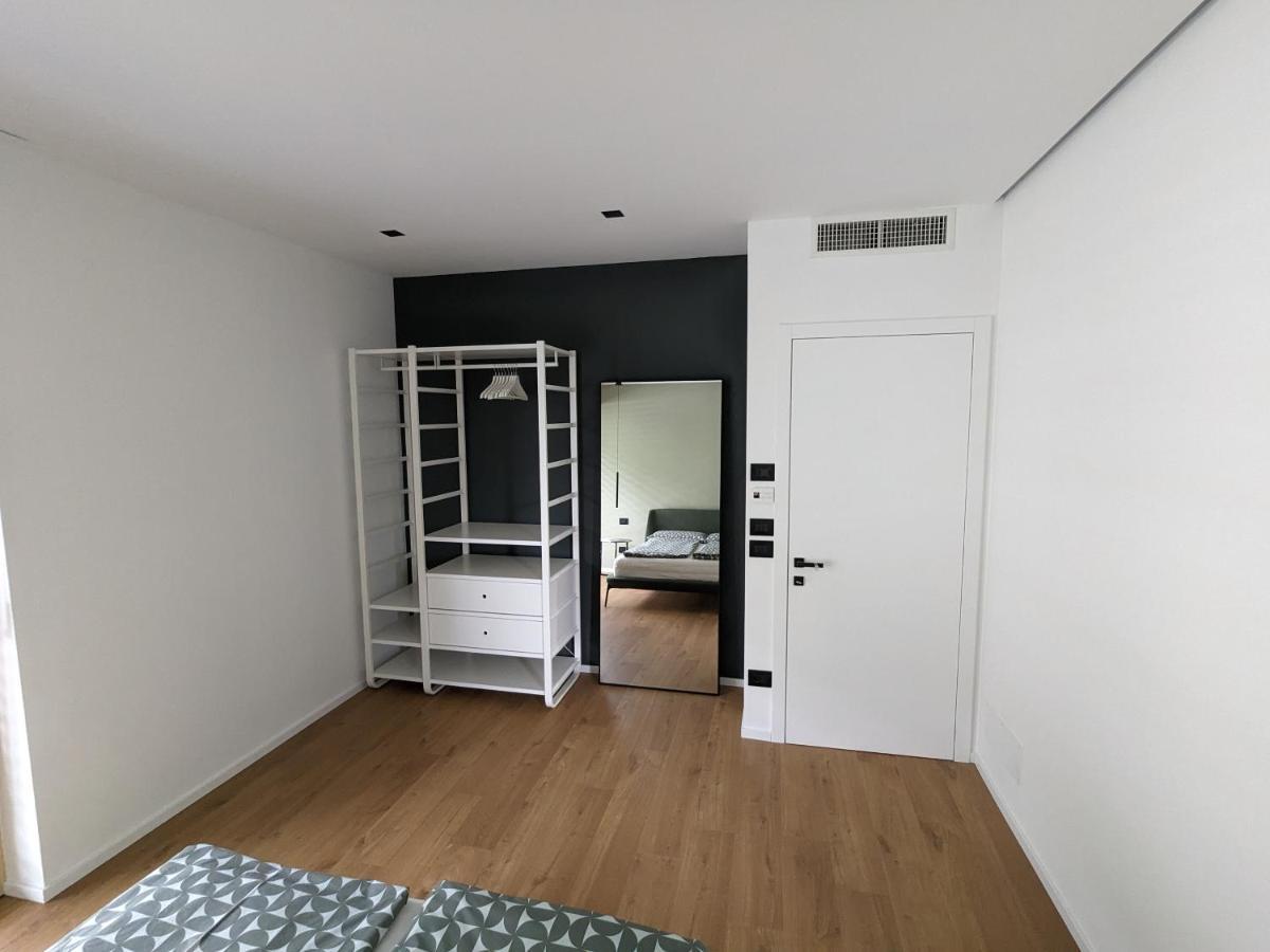 Olivo Luxury Apartments Мальчезине Экстерьер фото