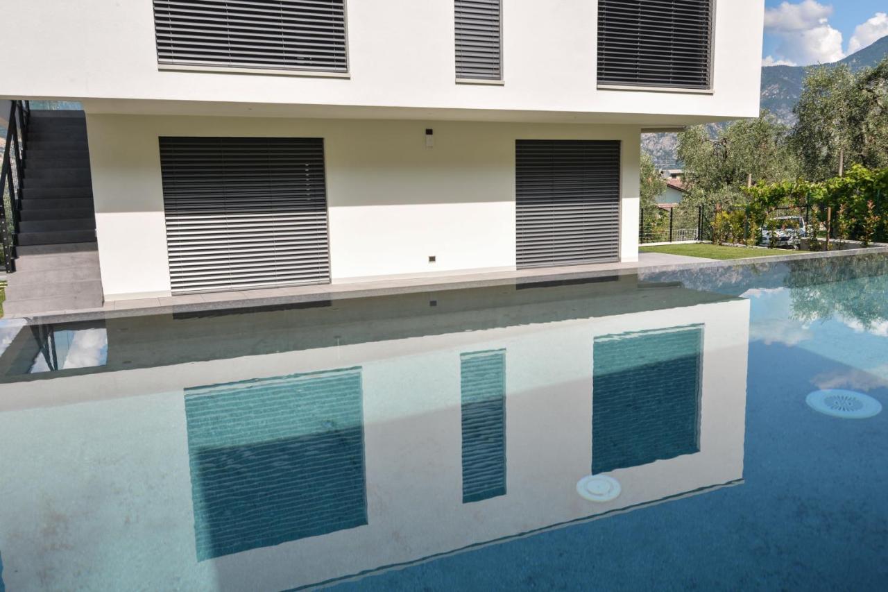 Olivo Luxury Apartments Мальчезине Экстерьер фото