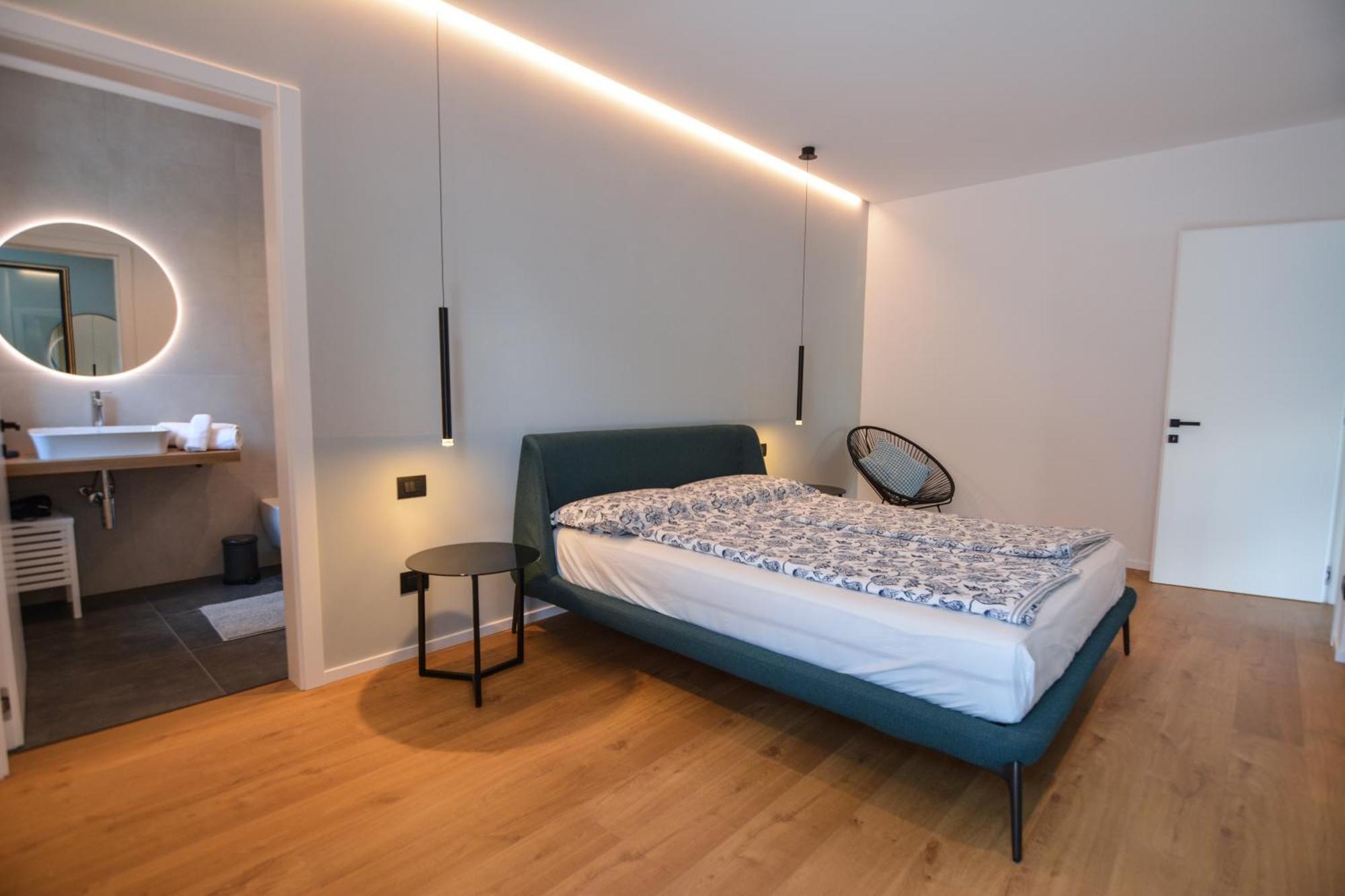 Olivo Luxury Apartments Мальчезине Экстерьер фото