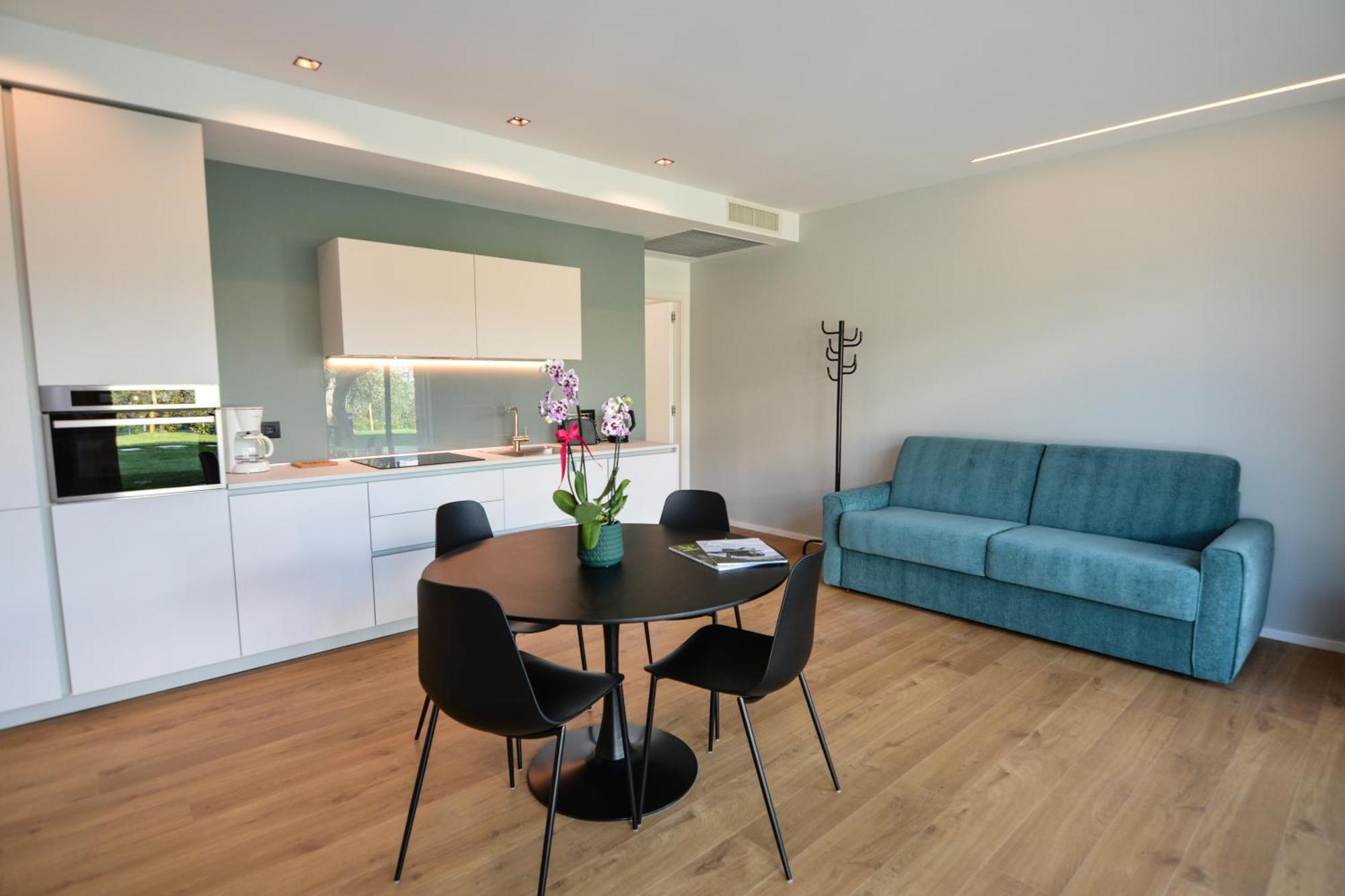 Olivo Luxury Apartments Мальчезине Экстерьер фото
