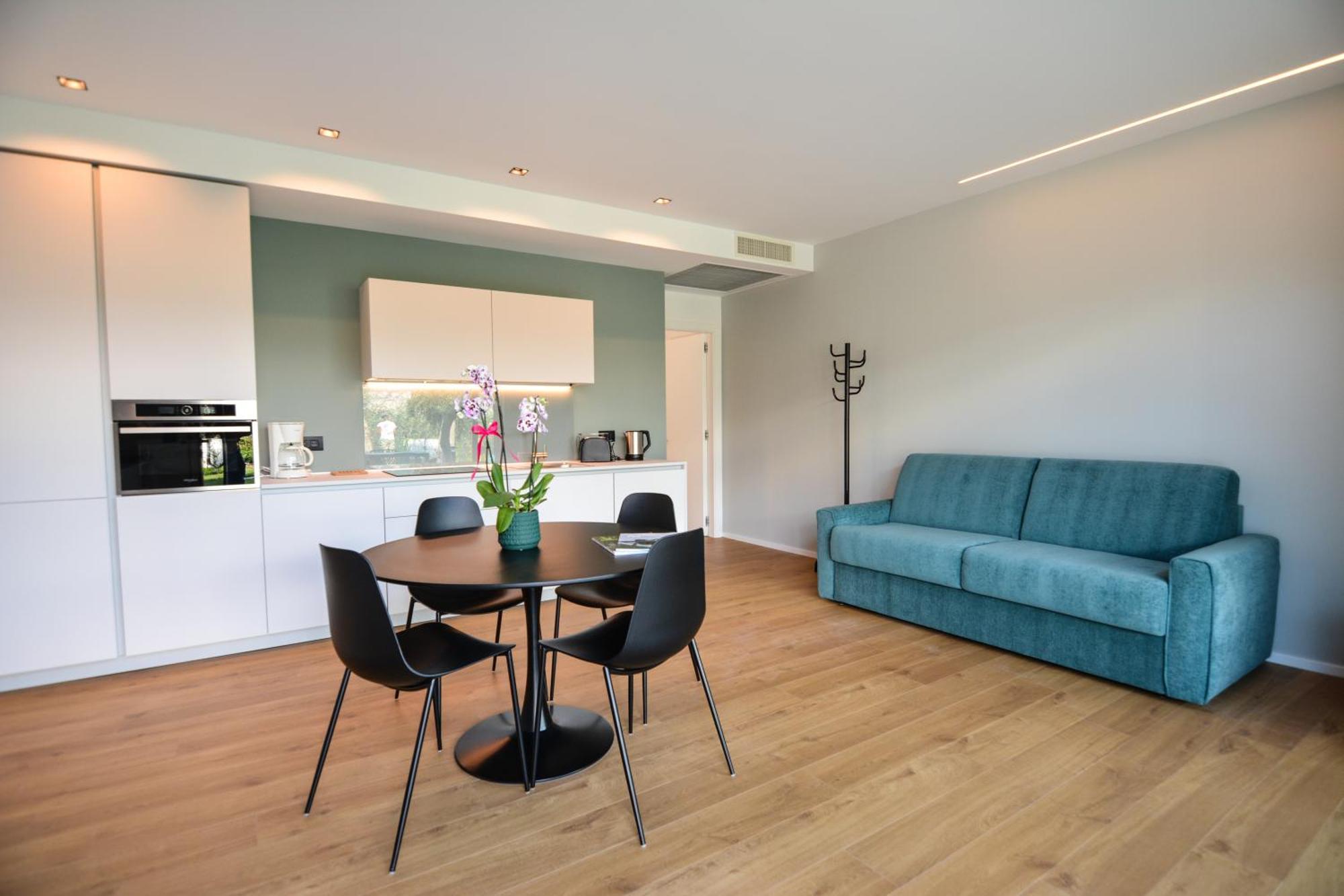 Olivo Luxury Apartments Мальчезине Экстерьер фото